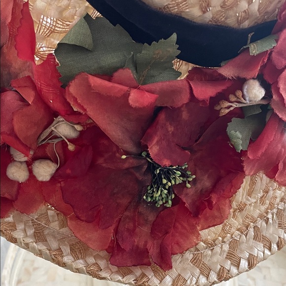 VINTAGE Chic Floral Straw Wide brim Hat with velvet Ribbon Poppies! - Picture 2 of 7